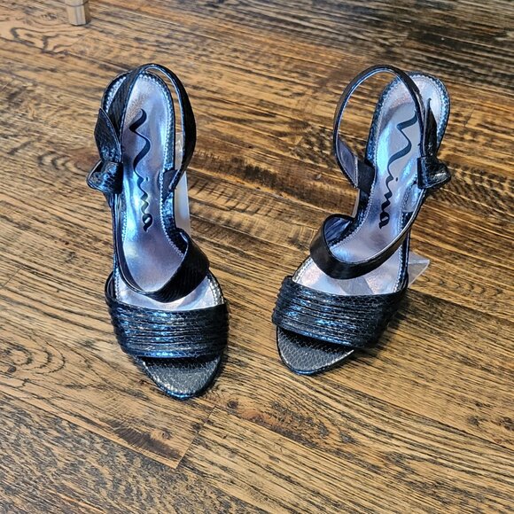 STRAPPY  DRESS SHOES WOMEN'S - Picture 2 of 5